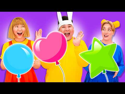 Playing With Balloons 🎈 (Stories with Colors) | Coco Froco