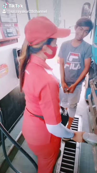 Tiktok lagi viral cewek pom bensin krian