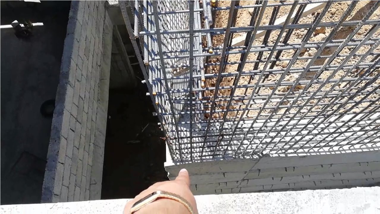 Cross Joint between Retaining to retaining wall in Urdu