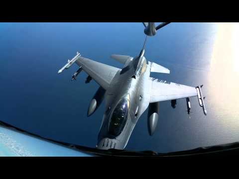 A pretty cool video of a full refueling sequence of a KC-135R Stratotanker (117th ARW, Birmingham, Alabama) refueling F-22 Raptors and F-16 Falcons over the Atlantic Ocean.