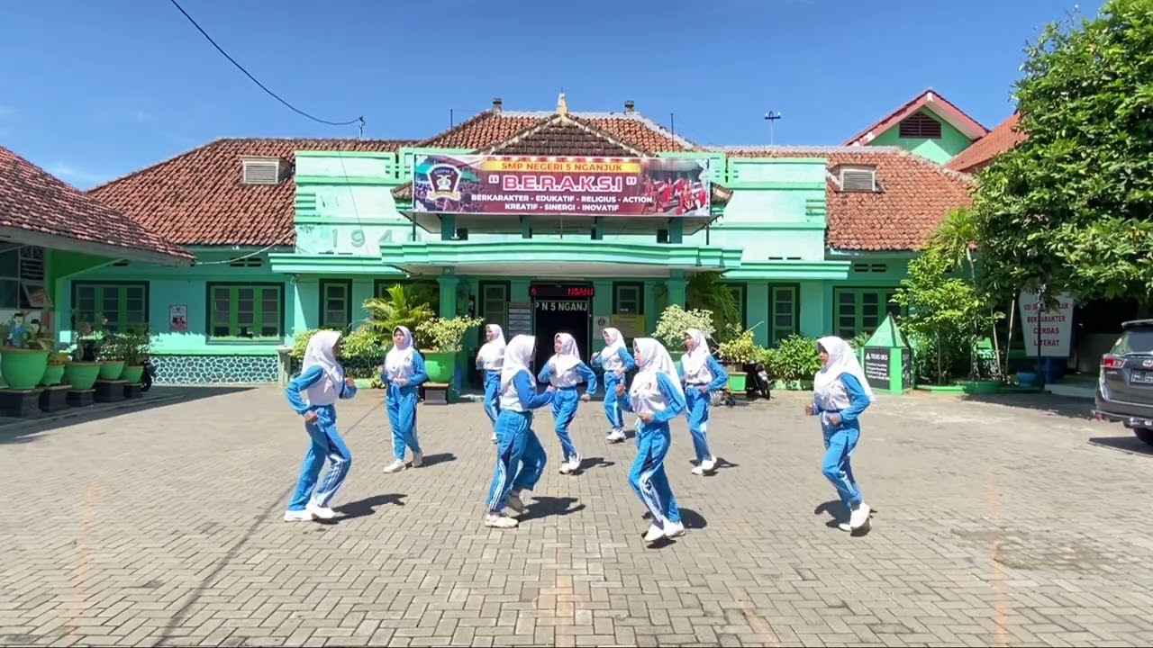 Senam Anak Indonesia Hebat 2025_SMP Negeri 5 Nganjuk_Jawa Timur