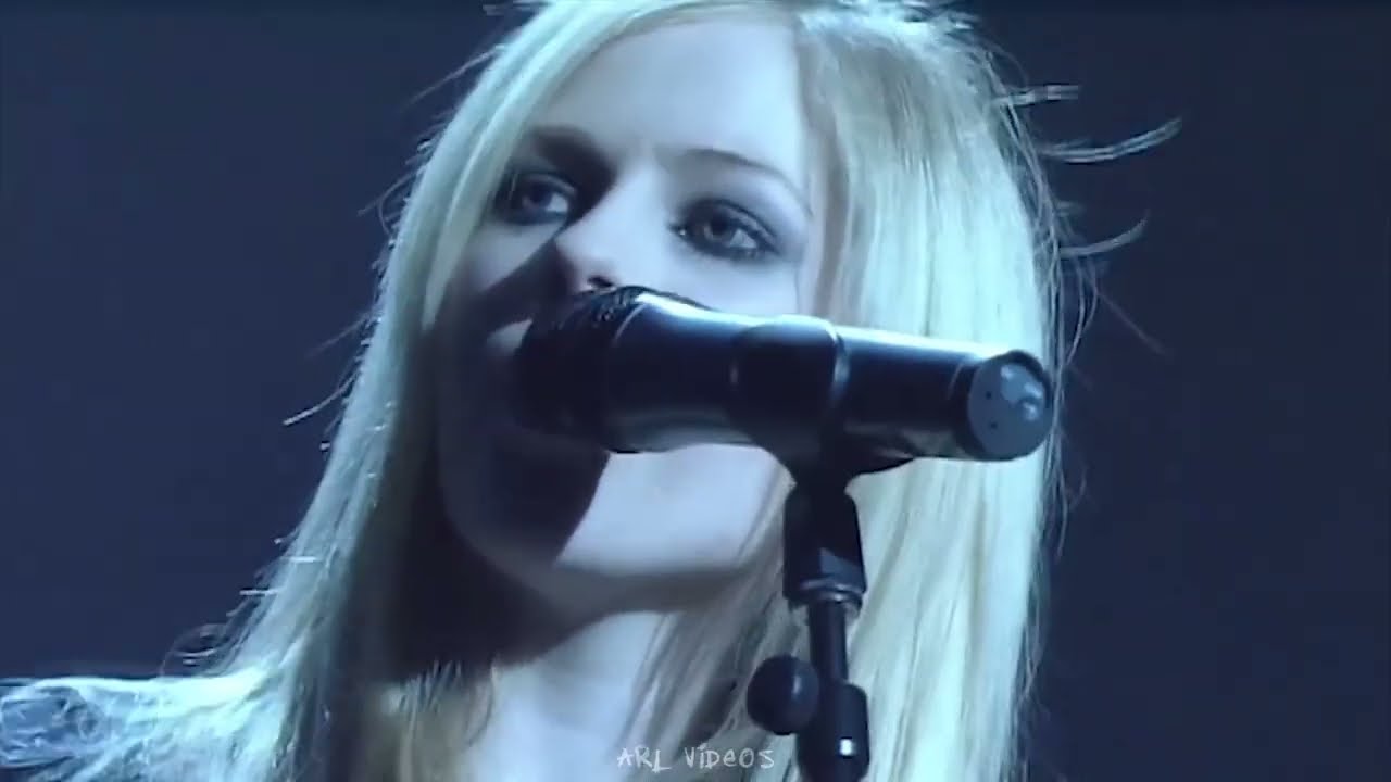 Avril's Top3 Most Viewed Performances from Each Era