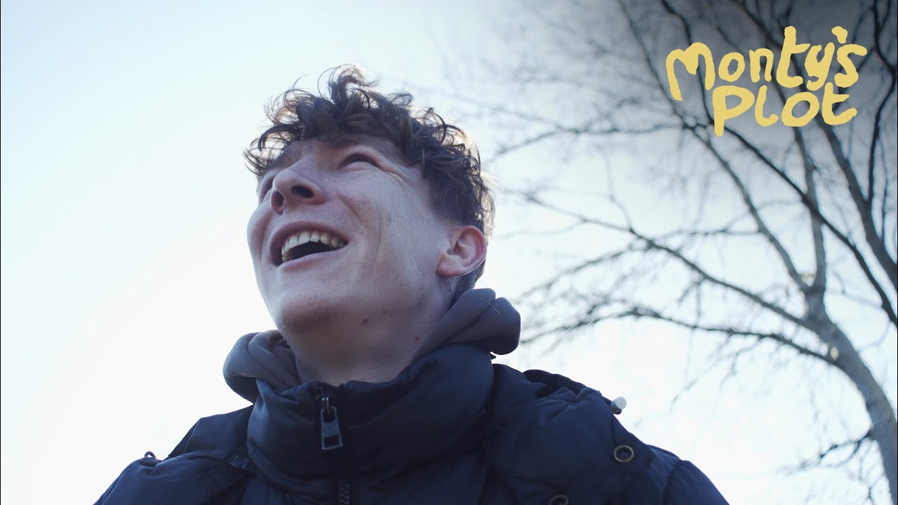 A Day on the Allotment with Monty - Part 1