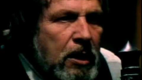 Edgar Allan Poe & Vincent Price The Tell-Tale Heart   Part 1