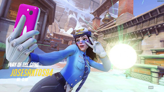 Officer D.va taking a selfie!!