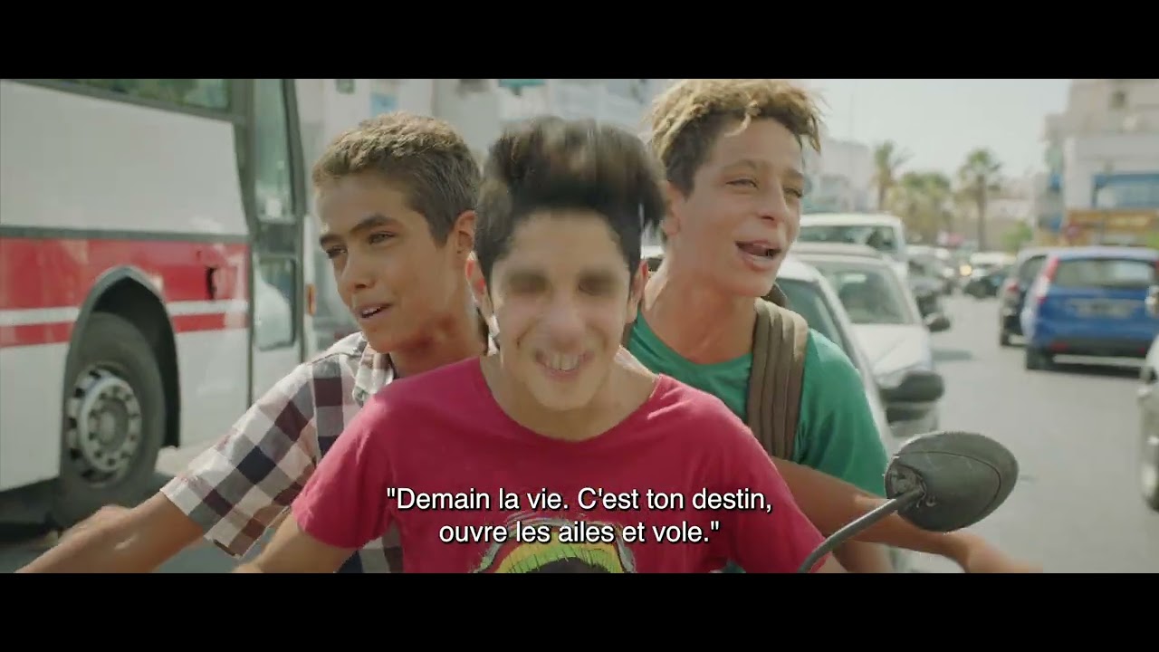 Bande annonce Une seconde vie - ﭬدحة VOstFR - YouTube