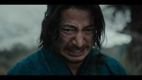 last samurai standing, 12 police against 1 samurai.#samurai #samuraishodown #swordsmanship 