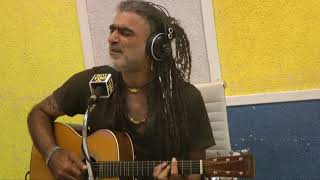 מוש בן ארי -  פתאום (אקוסטי - לייב - 100FM) - מושיקו שטרן