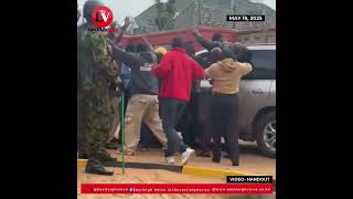Tensions rise in Kitale as youths target DCI, EACC vehicles at Governor Natembeya’s home