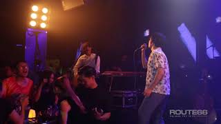 ยินดีที่ไม่รู้จัก - 25 Hours (Live)
