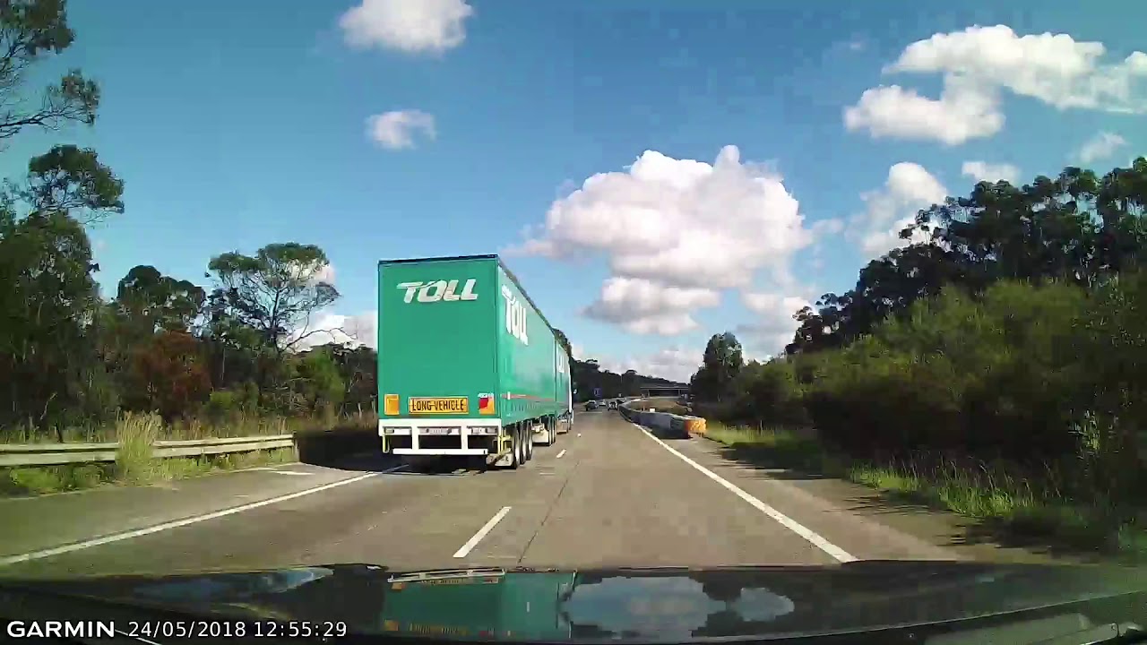 crashes on air Newcastle To Parramatta In 2 Minutes. Timelaspe