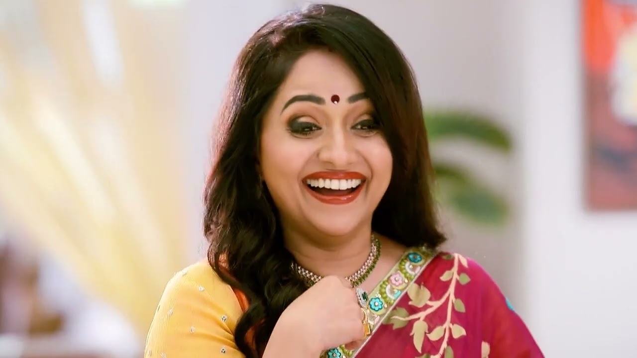 Kusum - ইন্দ্রাণীর জন্য বিশেষ উপহার কুসুমের !