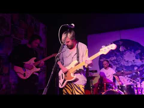 Coma Cinema - Her Sinking Sun