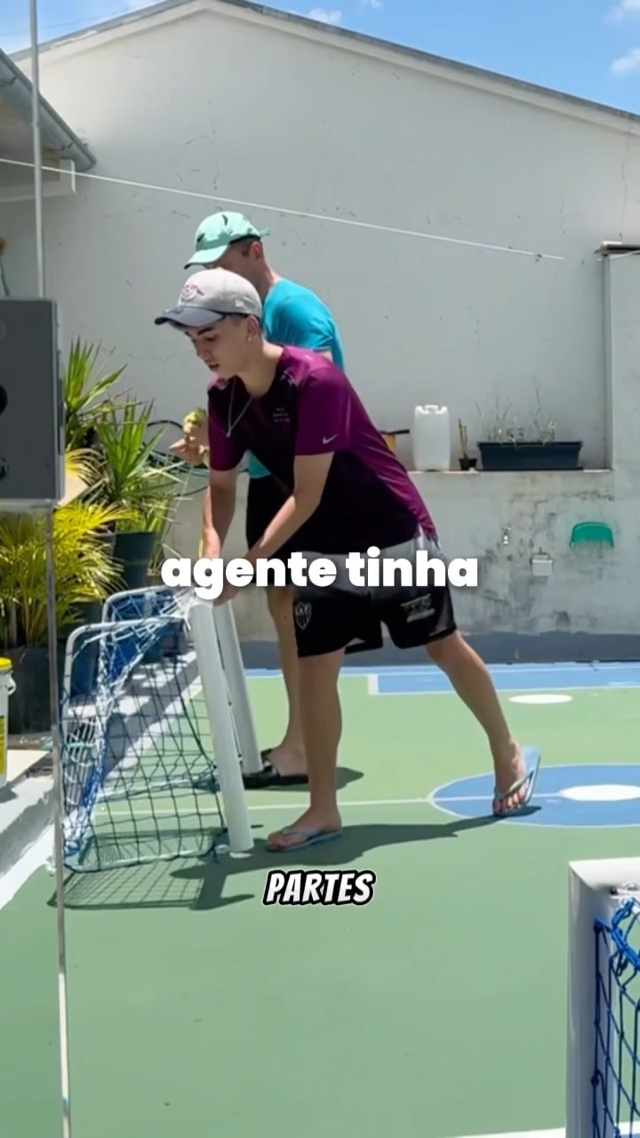 FIZ UMA QUADRA NO QUINTAL DE CASA DE PRESENTE PRO MEU IRMÃO!
