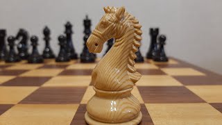 Шахматы. Выучите правильный мат. Нельзя нападать на коня в шахматах.
