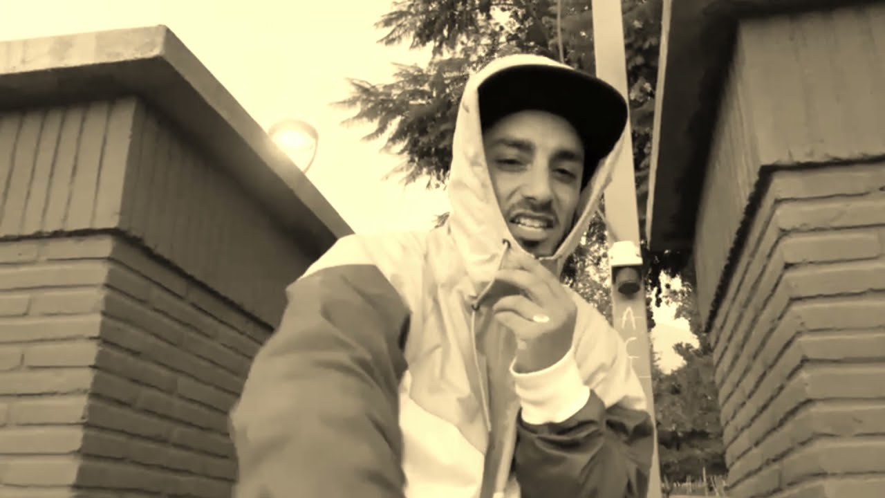 Watch DICTIONE & DJ FERAZ - BIPOLAR (PROD. KHALIGEE) VIDEOCLIP on YouTube Watch DICTIONE & DJ FERAZ - BIPOLAR (PROD. KHALIGEE) VIDEOCLIP on YouTube