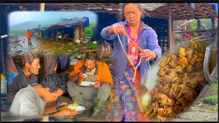 chicken curry cooking in village | nepali village life cooking chicken | local chicken curry eating