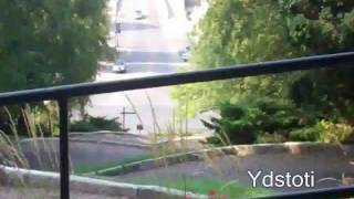 Navigating The Crookedest Street In The World Snake Alley