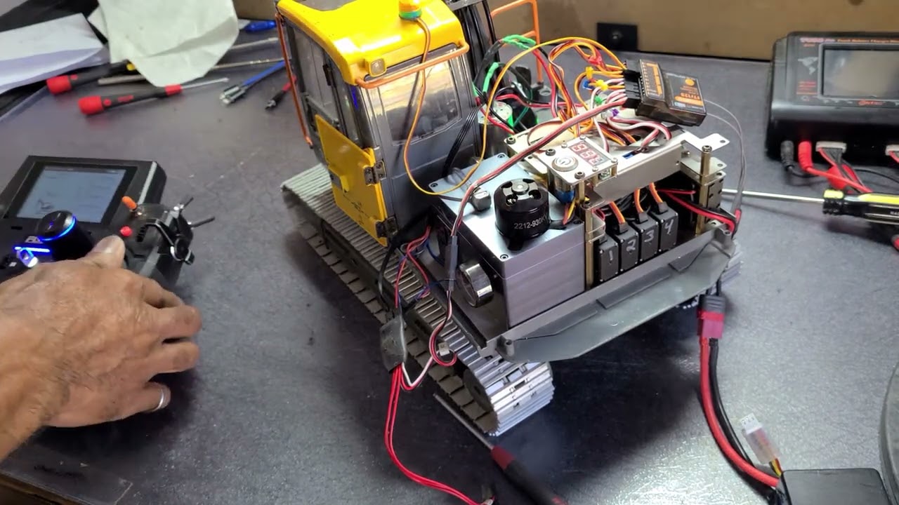 3 Arm Hydraulic Upgrade Volvo 160E RC Excavator