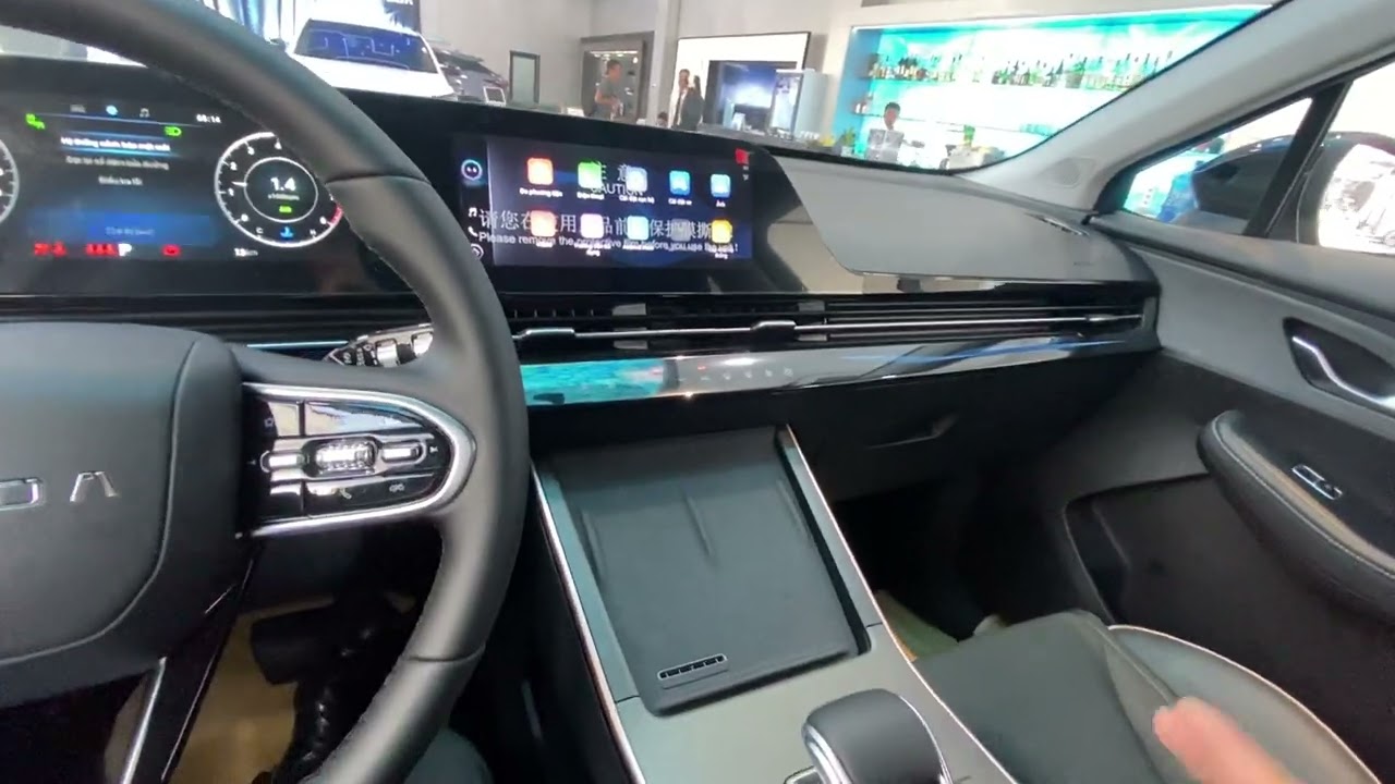 Omoda C5 Premium: Siêu Ưu Đãi Tháng 1 – Tặng Bảo Dưỡng & Bảo Hiểm Vật Chất Xe!