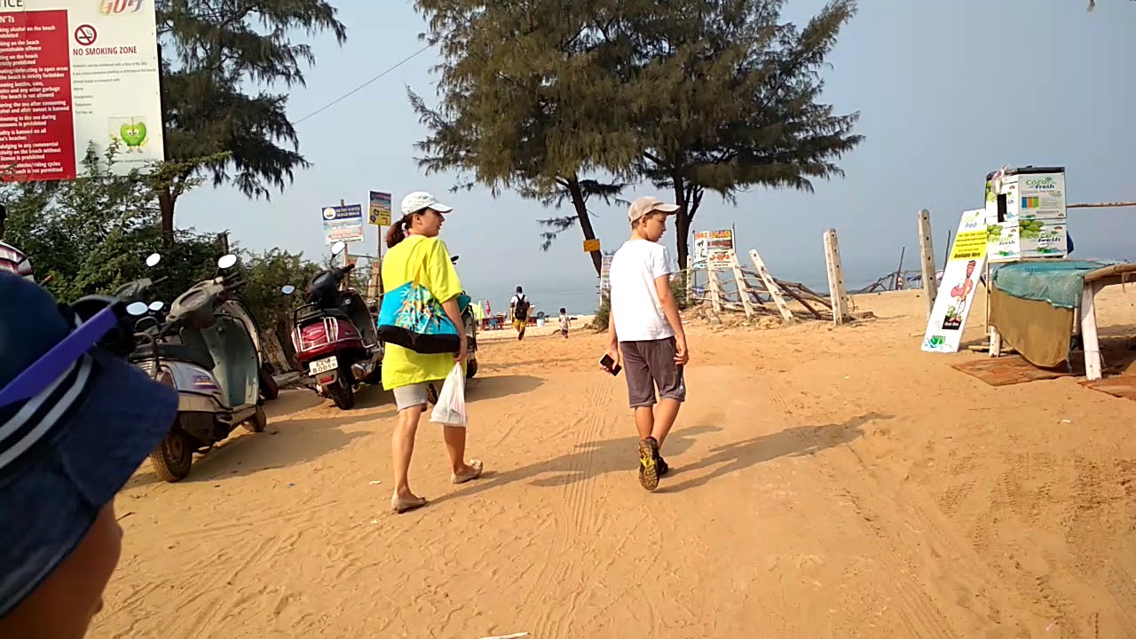 Дорога на пляж Кавелоссим , Индия Гоа