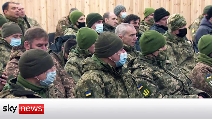 Army reservists in Kiev rushing to their nation's defence - DayDayNews