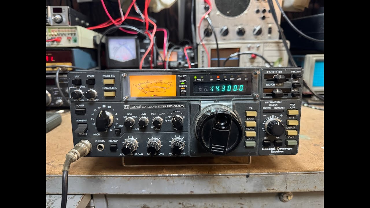 Icom IC-745 Transceiver