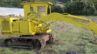 Is it beyond repair?] Rescue a half-century-old junk excavator of