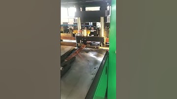 cnc busbar machine for switchgear  web:https://busbarbendingmachine.net   wa:008613082752801