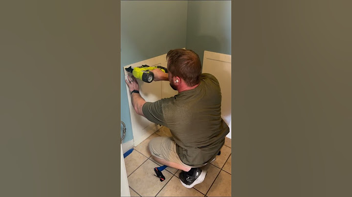 Plumbing Team Creates Bathroom Makeover
