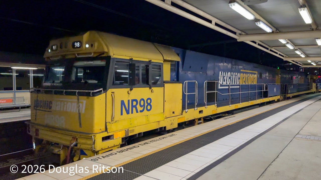 4SB3 - NR98, NR104, 9403. Thanks for the wave. Gosford 2125 11/2/26