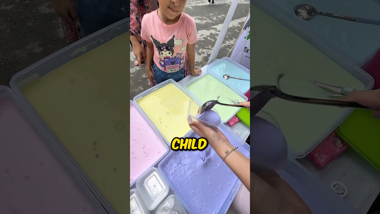 This Saleswoman Gives Slime For Free 🤩