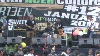 FIRST SON Performance At SMPN 129 Jakarta Utara