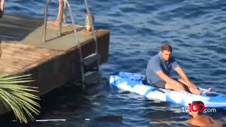 Gülben Ergen Iskelede Bol Bol Güneşlendi