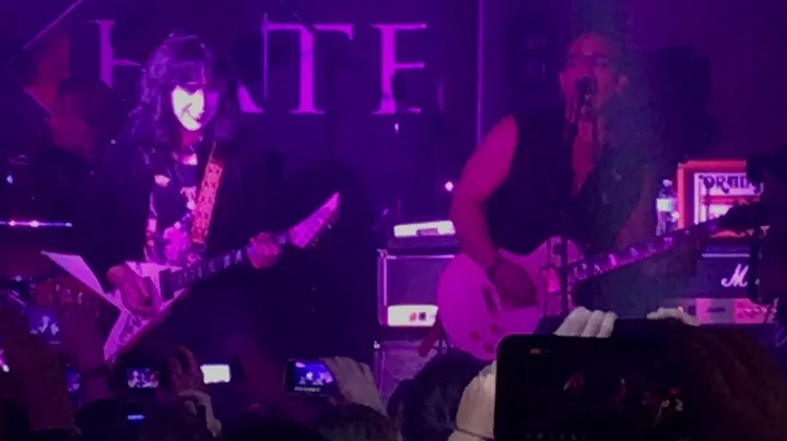 Vinnie Vincent/Tod Howarth - Lick it Up (KISS Cover)
