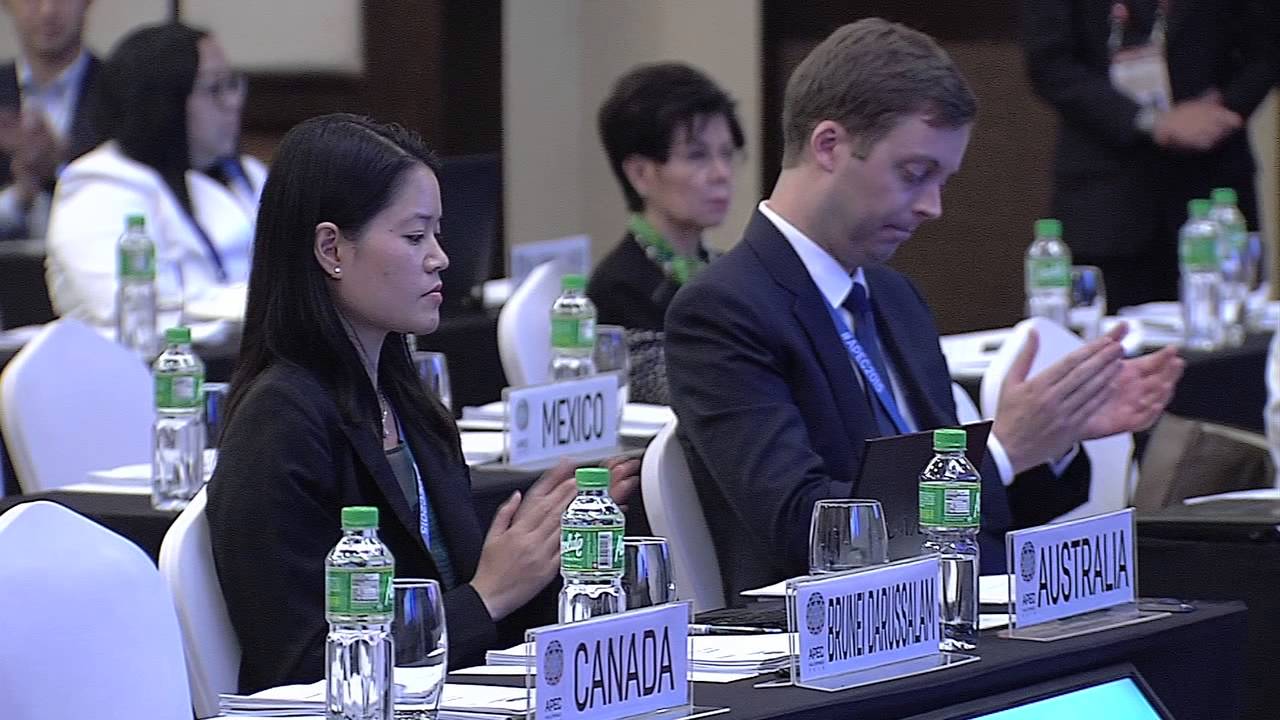 A Public  Private Dialogue on Water 9/1/2015