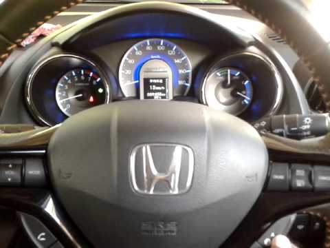Honda Fit Shuttle Hybrid Premium Grade 2013