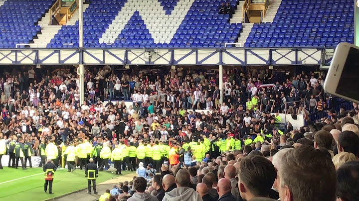 HNK Hajduk Split fans throw dummies out of the pram and cause trouble. Horrors