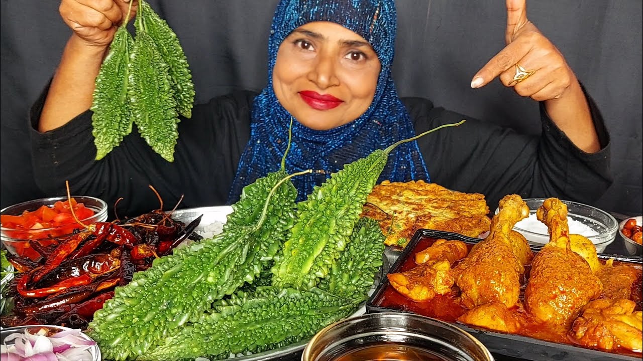 EATING SPICY BITTER GOURD BHARTA, SPICY CHICKEN CURRY, EGG OMELET WITH RICE, EATING ASMR, MUKBANG.