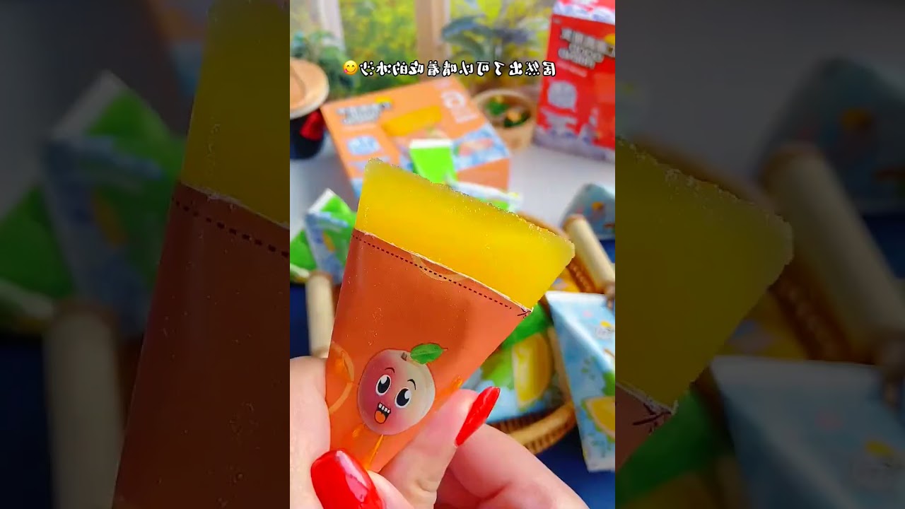 Juice that can be eaten frozen, with an icy texture and rich fruity flavor  It feels so good