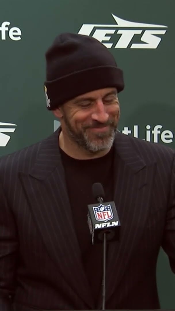Aaron Rodgers jokes about reports on his future ?