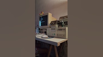 Old PC 486 - Boot and Run OUTRUN 🚗🏝🎶💾 #90s #retrogaming #retropc #outrun #sega #crt #oldpcgames