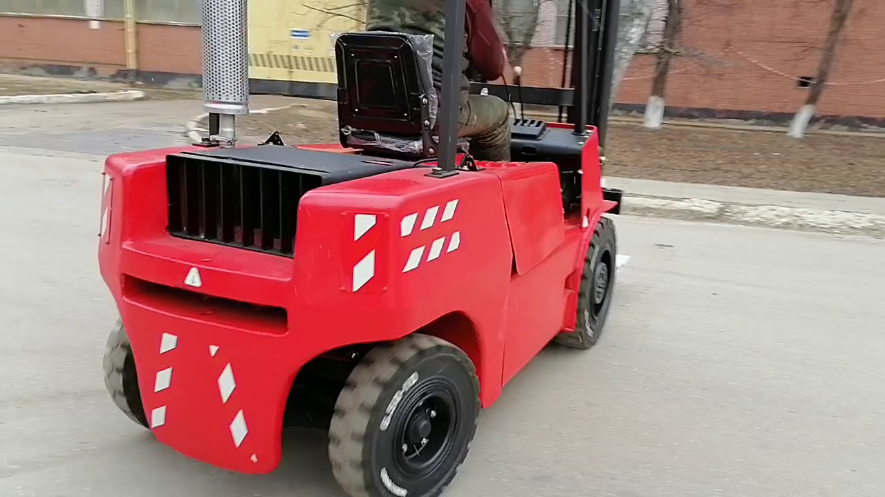 Вилочный Погрузчик Балканкар - YouTube
