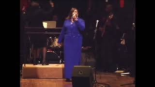 RARE Performance of Karen Clark Sheard Singing &quot;Is My Living In Vain&quot; SOLO