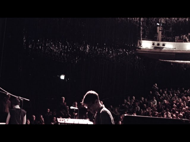 Watch Hope / Skin - Live at Volksbühne Berlin on YouTube Watch Hope / Skin - Live at Volksbühne Berlin on YouTube