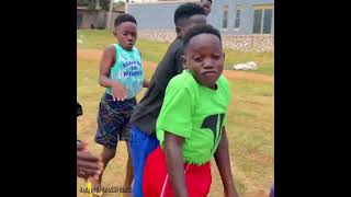 اطفال الغيتو    أوغندا لؤلؤ افريقيا  سمعها