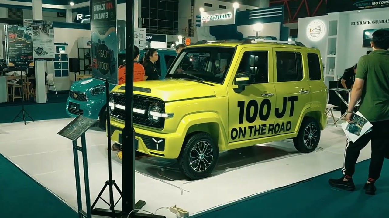 Electric Vehicle Exhibition 2023 - Walking Tour