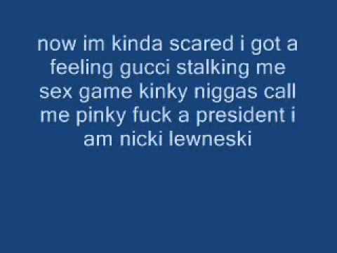 2 bi men threesome Cutie gets slammed by black dick