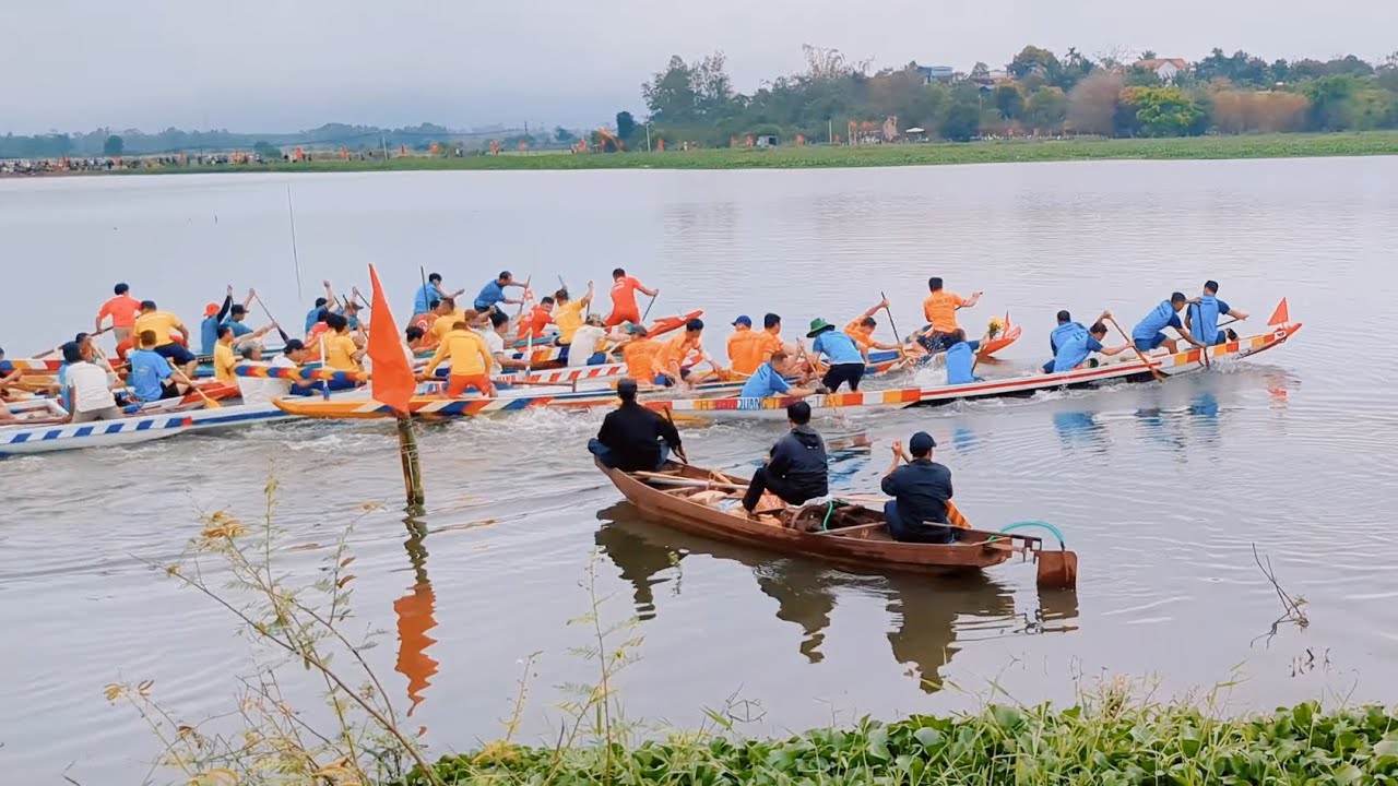 Trộ Cúng. Hội đua thuyền hội đồng hương Thừa Thiên Huế xã Ea Ning | Đăk Lăk lần thứ 1 năm 2026