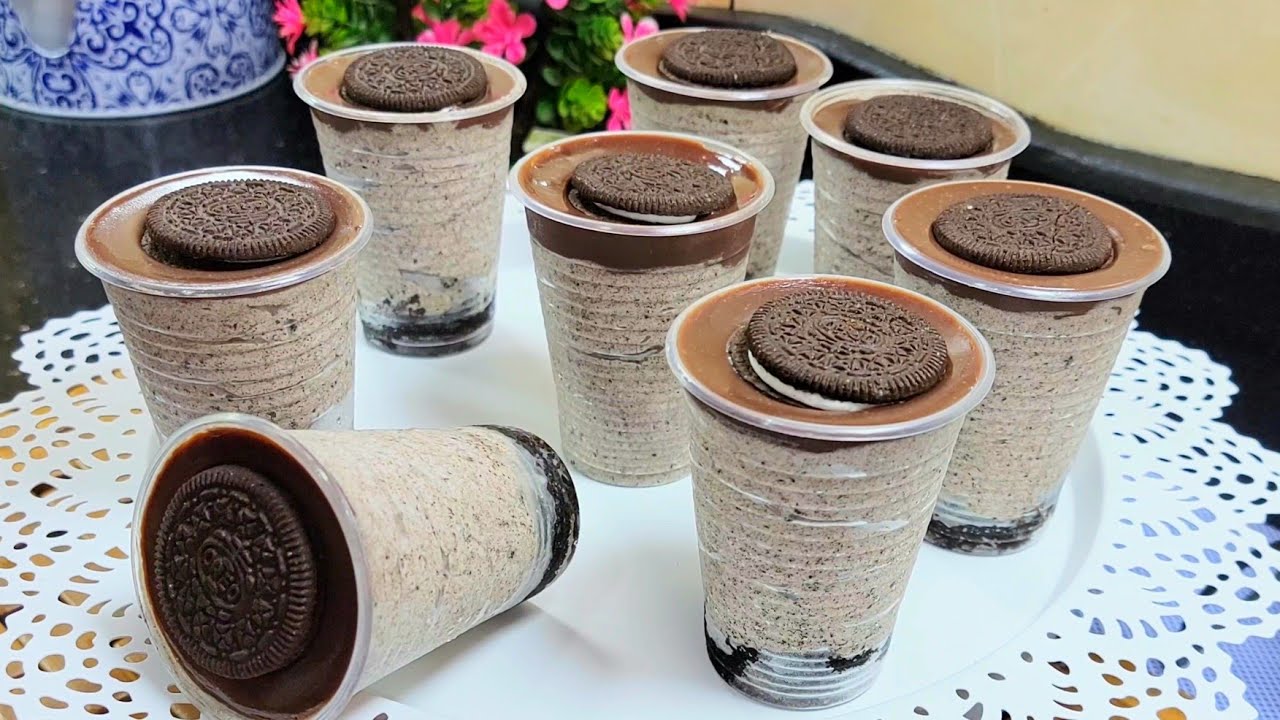 أكواب موس الأوريو ألذ وأسرع حلو😋 بدون بيض ولا فرن اقتصادي والطعم وهم في 10 دقائق بس 👌